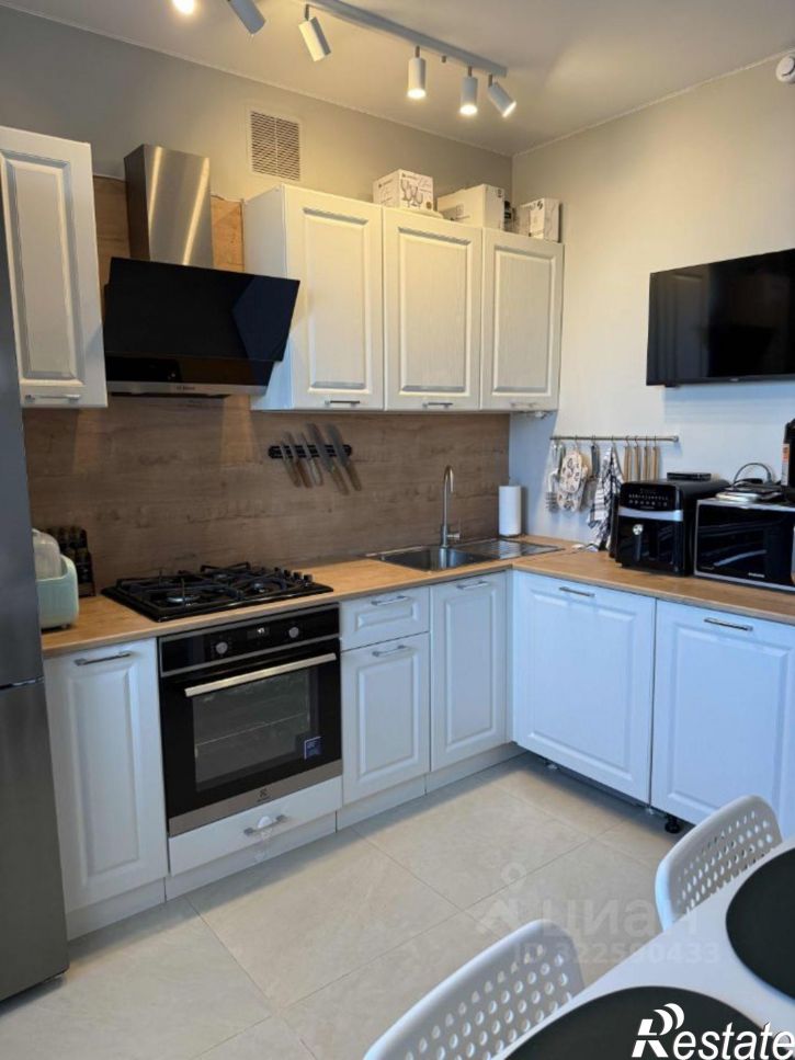 2-комн квартира Северная улица, 33 к2,  д. 33 к2