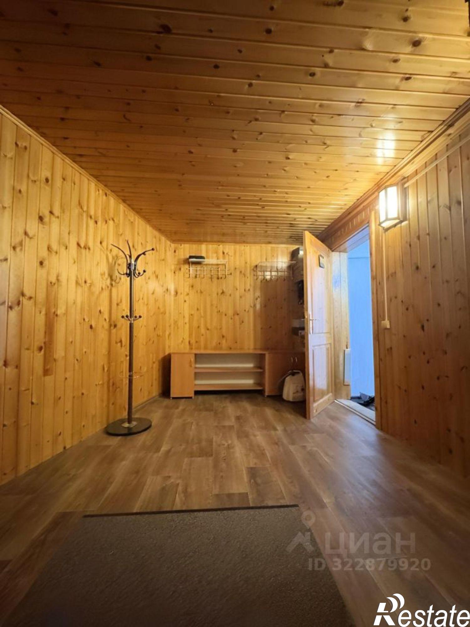 Купить дачу, дом, коттедж за 15 000 000 рублей на Республика Саха (Якутия), Якутск, улица Пилотов