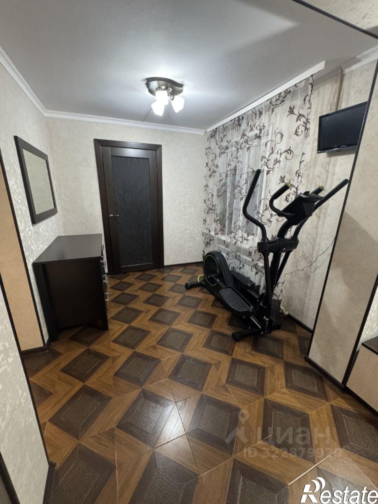 Купить дачу, дом, коттедж за 15 000 000 рублей на Республика Саха (Якутия), Якутск, улица Пилотов