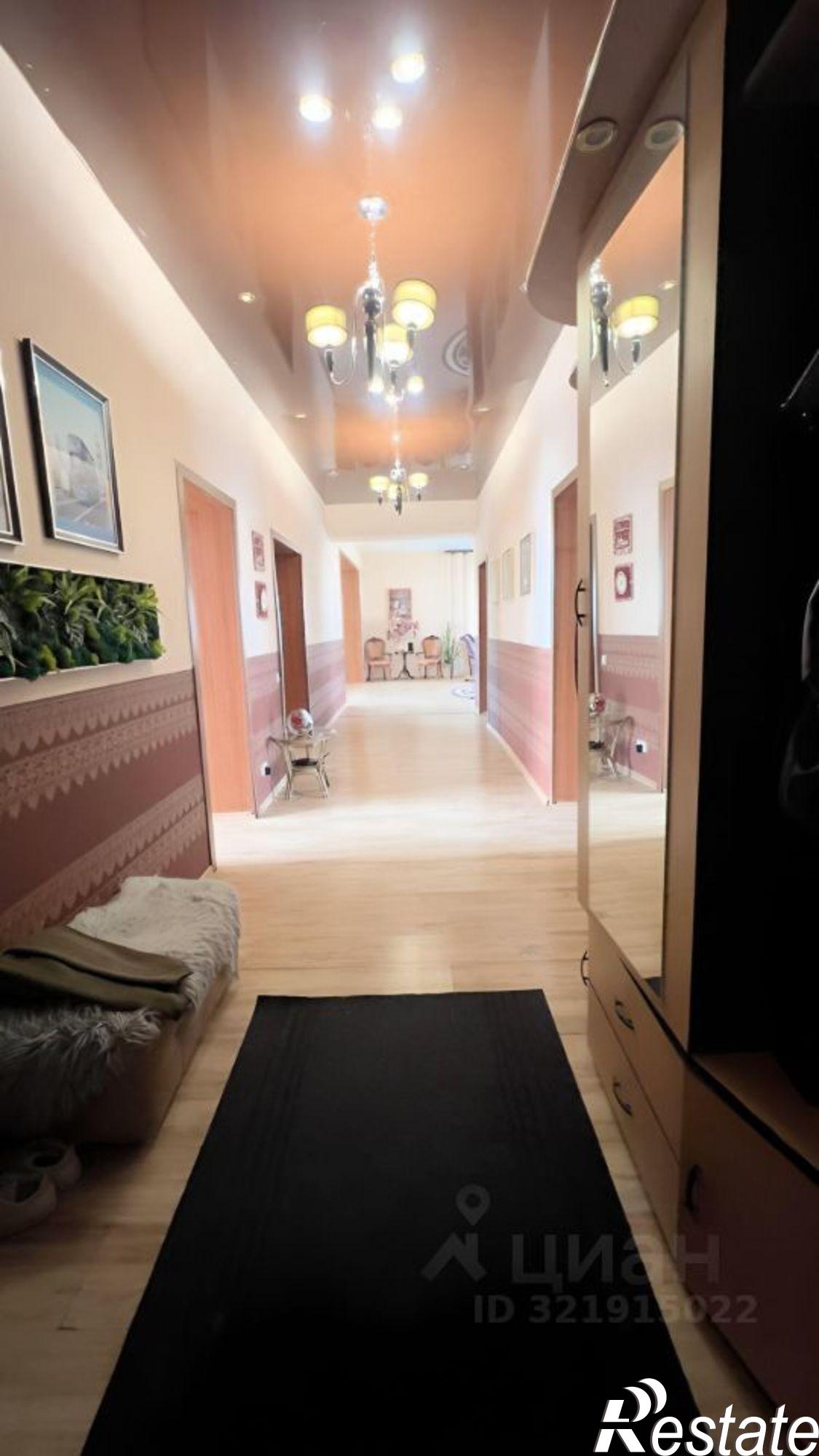 Купить дачу, дом, коттедж за 20 000 000 рублей на Спортивный переулок, 12