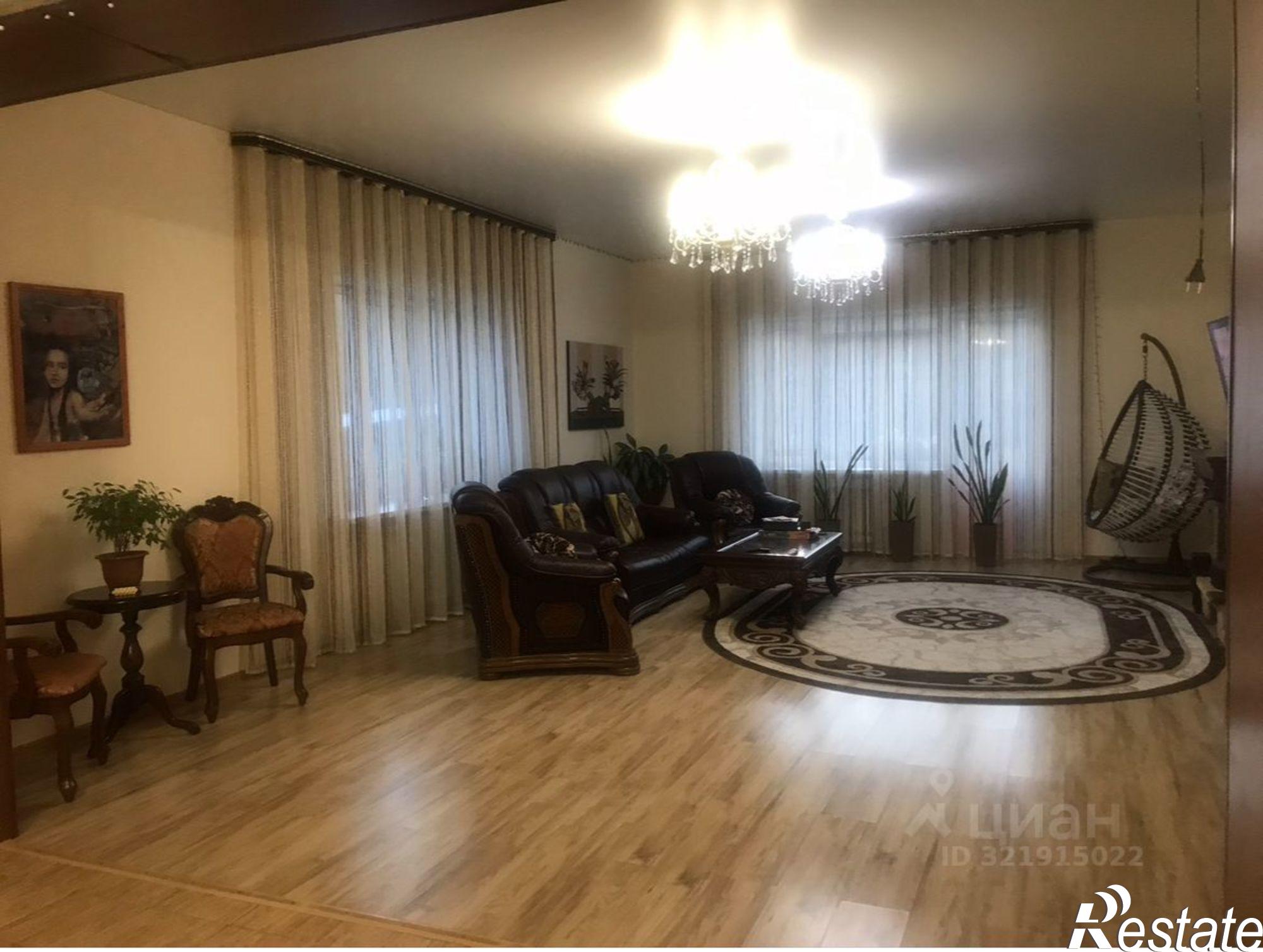 Купить дачу, дом, коттедж за 20 000 000 рублей на Спортивный переулок, 12