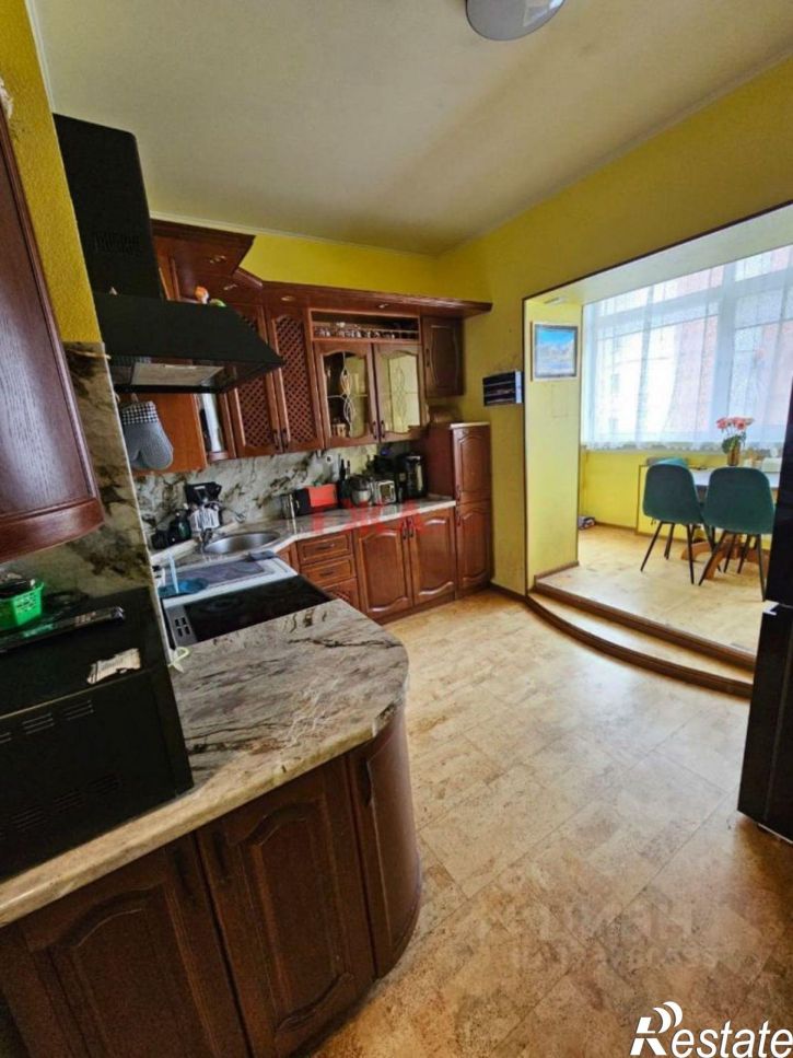 5-комн квартира пр-кт Дружбы Народов, 18/1,  д. 18/1