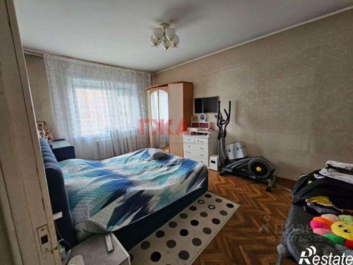 5-комн квартира пр-кт Дружбы Народов, 18/1,  д. 18/1