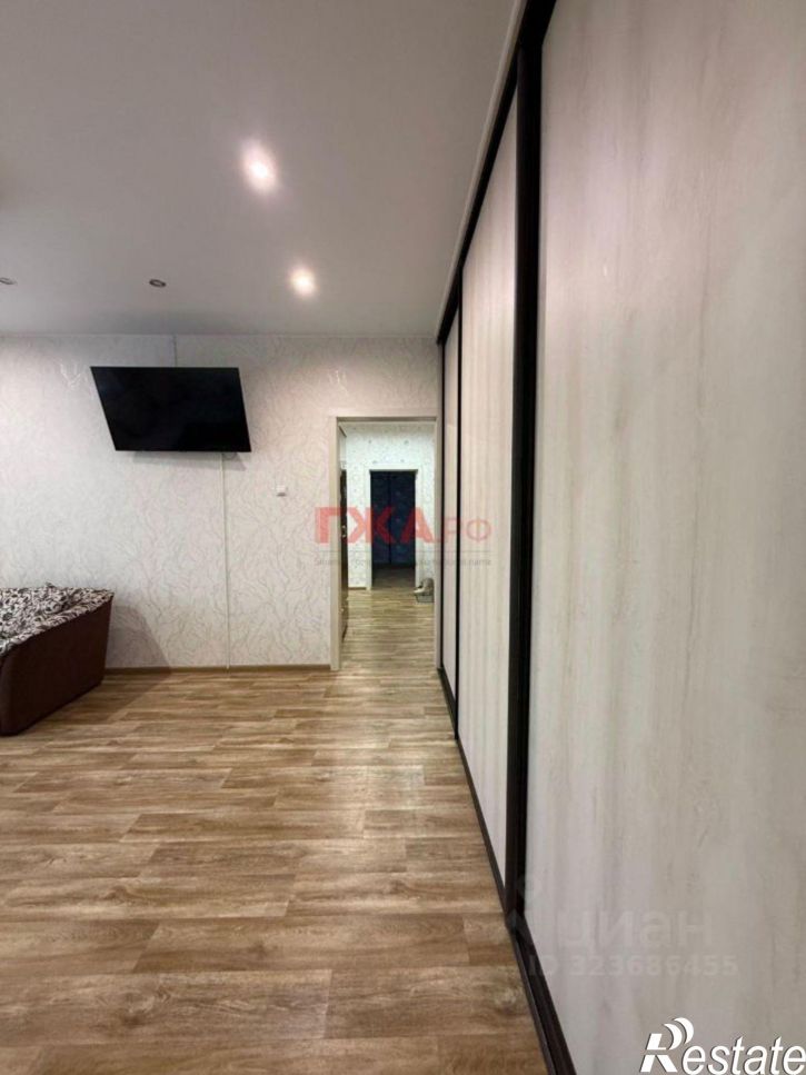 3-комн квартира улица Аммосова, 8,  д. 8