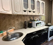 1-комн, 37кв м, этаж 1/5 улица Аммосова, 10/1