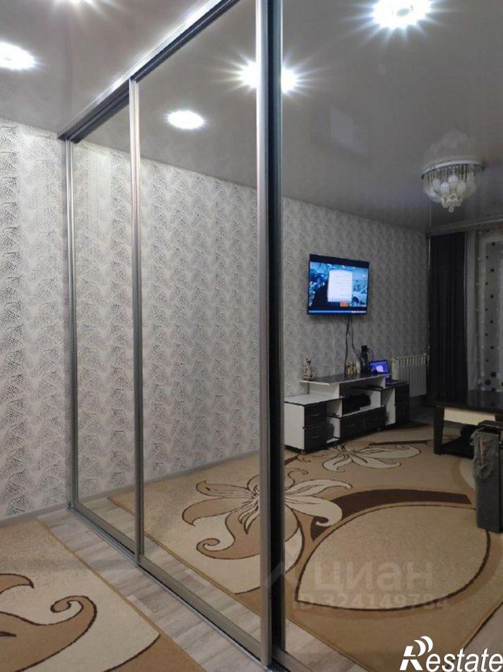 3-комн квартира улица Кравченко, 11,  д. 11