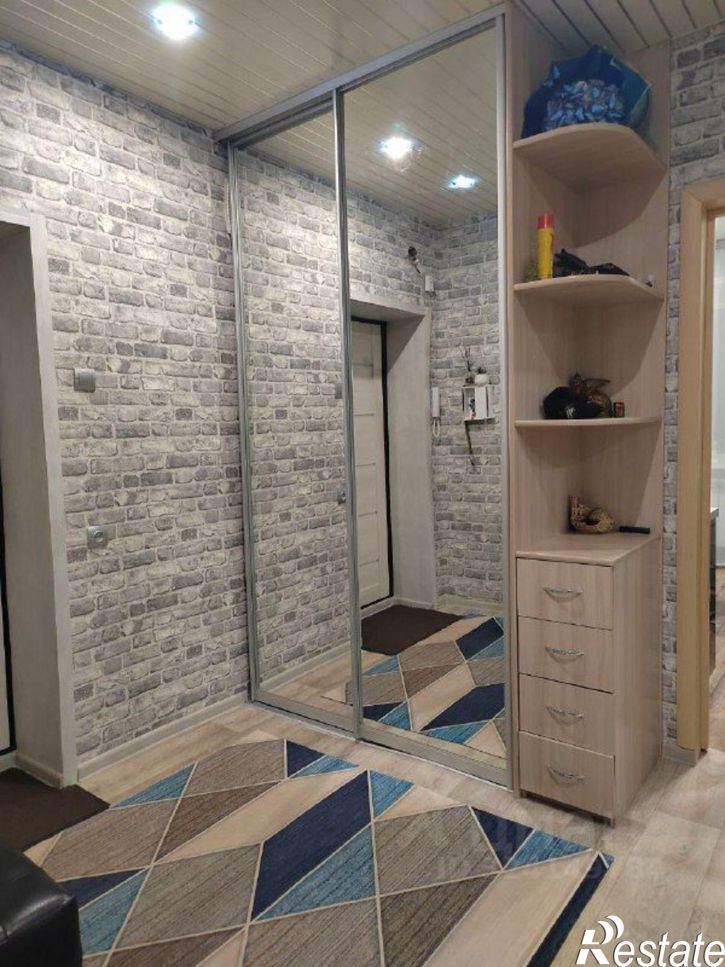 3-комн квартира улица Кравченко, 11,  д. 11