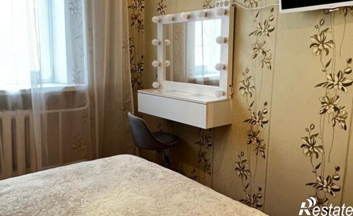 2-комн квартира пр-кт Геологов, 77 1,  д. 77 1,  к. 1