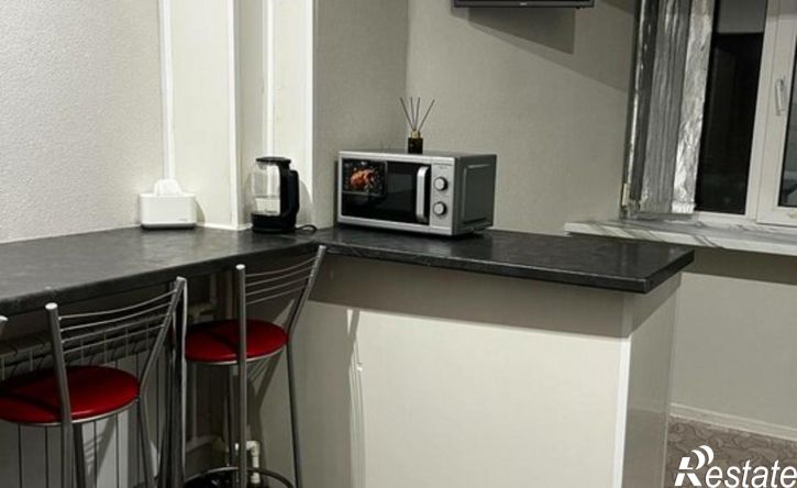 2-комн квартира пр-кт Геологов, 77 1,  д. 77 1,  к. 1