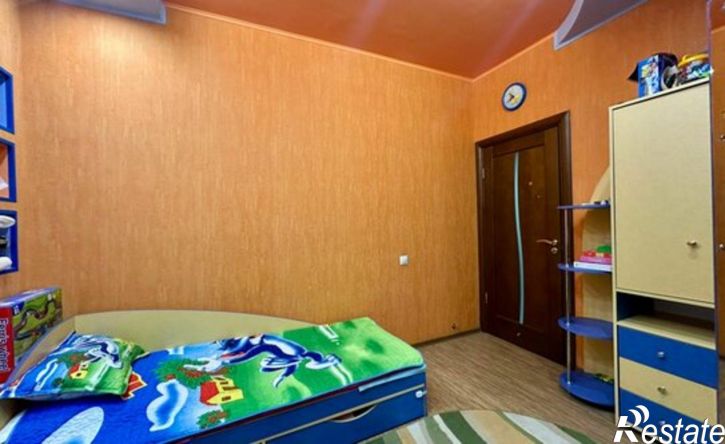 3-комн квартира ул им Кравченко, 20,  д. 20