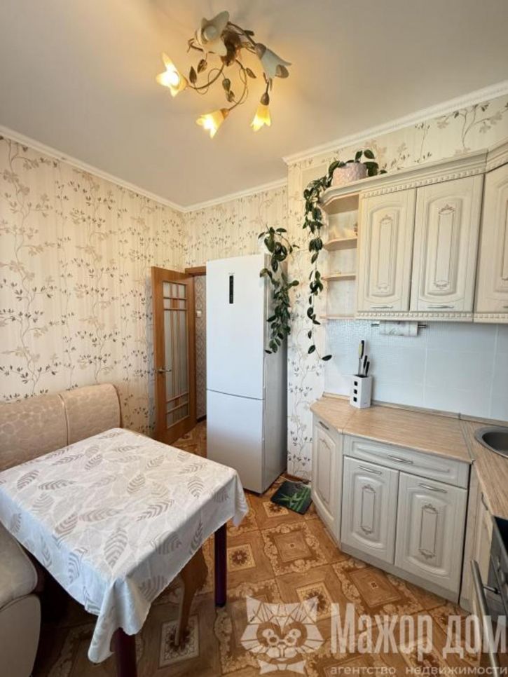 2-комн квартира Южно-Якутская, 38