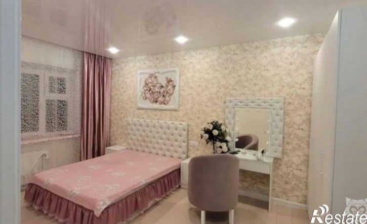 4-комн квартира ул Аммосова, 6/2,  д. 6/2