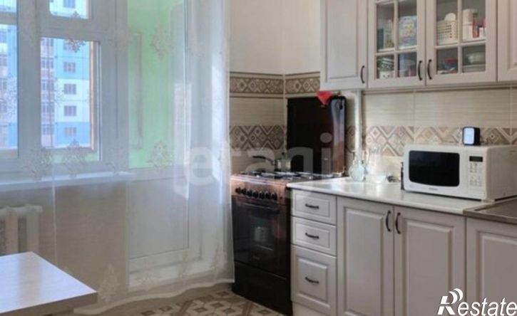 2-комн квартира Республика Саха (Якутия), Якутск, улица Кирова, 31/1