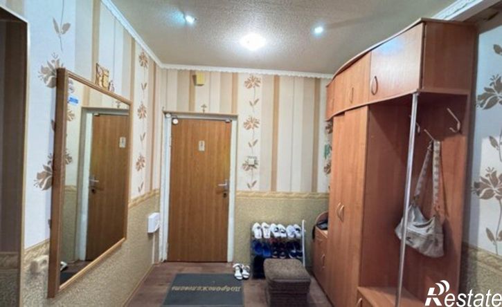 3-комн квартира Республика Саха (Якутия), Нерюнгри, улица Платона Ойунского, 1