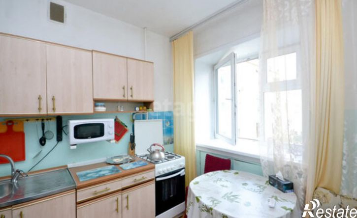 1-комн квартира Республика Саха (Якутия), Якутск, улица Свердлова, 6/1