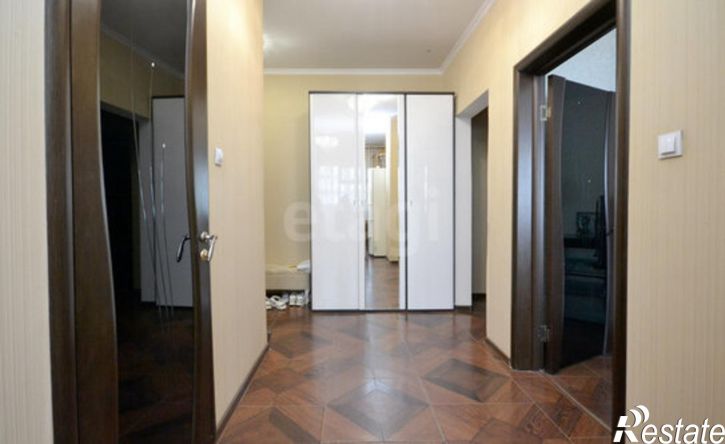 2-комн квартира Республика Саха (Якутия), Якутск, улица Пушкина, 23