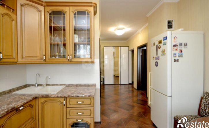 2-комн квартира Республика Саха (Якутия), Якутск, улица Пушкина, 23