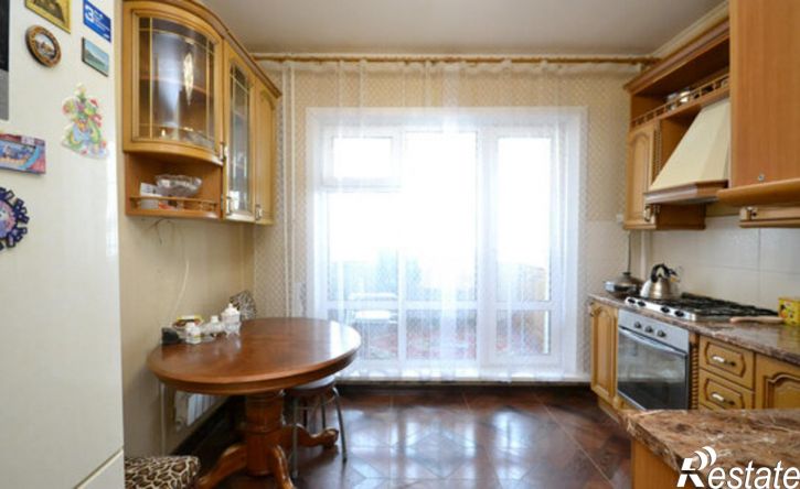 2-комн квартира Республика Саха (Якутия), Якутск, улица Пушкина, 23