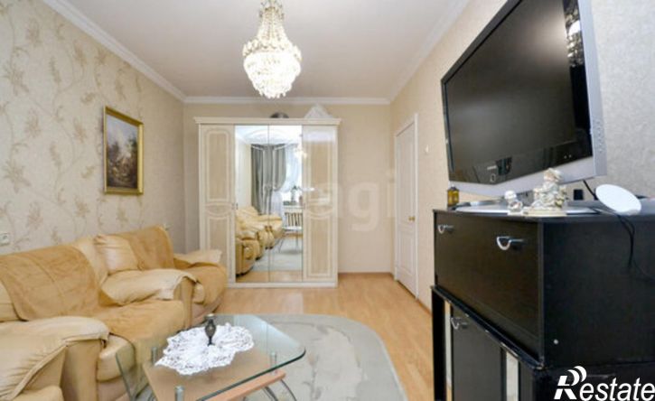 2-комн квартира Республика Саха (Якутия), Якутск, улица Кирова, 17к1