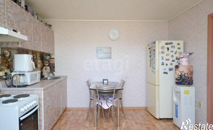 3-комн квартира Республика Саха (Якутия), Якутск, микрорайон Борисовка-1, 32