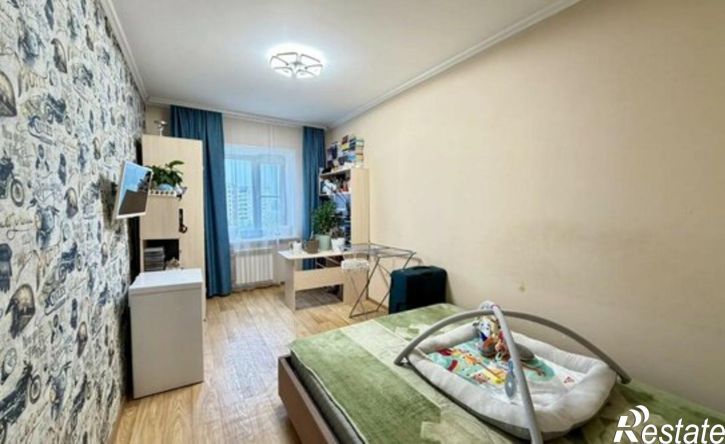 3-комн квартира пр-кт Дружбы Народов, 9,  д. 9
