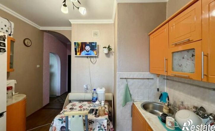 3-комн квартира пр-кт Дружбы Народов, 9,  д. 9