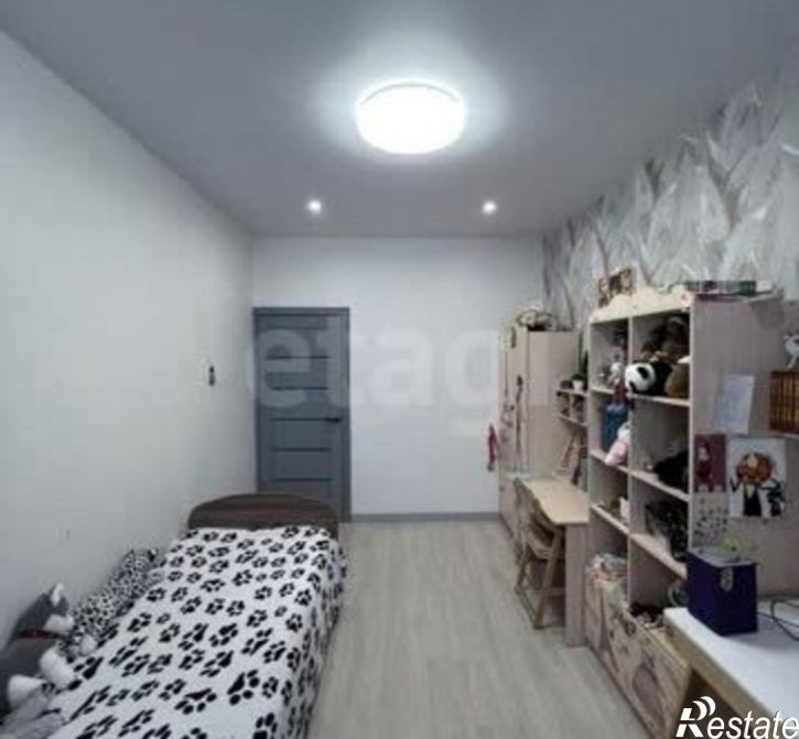 2-комн квартира Республика Саха (Якутия), Якутск, улица Лермонтова, 36/1