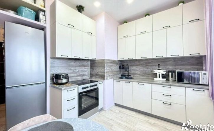 3-комн квартира пр-кт Геологов, 79,  д. 79