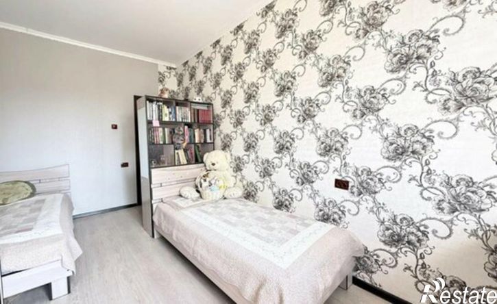 3-комн квартира пр-кт Геологов, 79,  д. 79