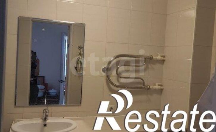 4-комн квартира улица Орджоникидзе, 20,  д. 20